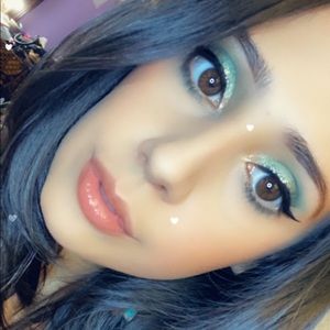 Meet your Posher, Catherine